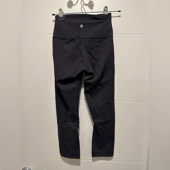 Lululemon wunder under crop 21” - Picture 3 of 3
